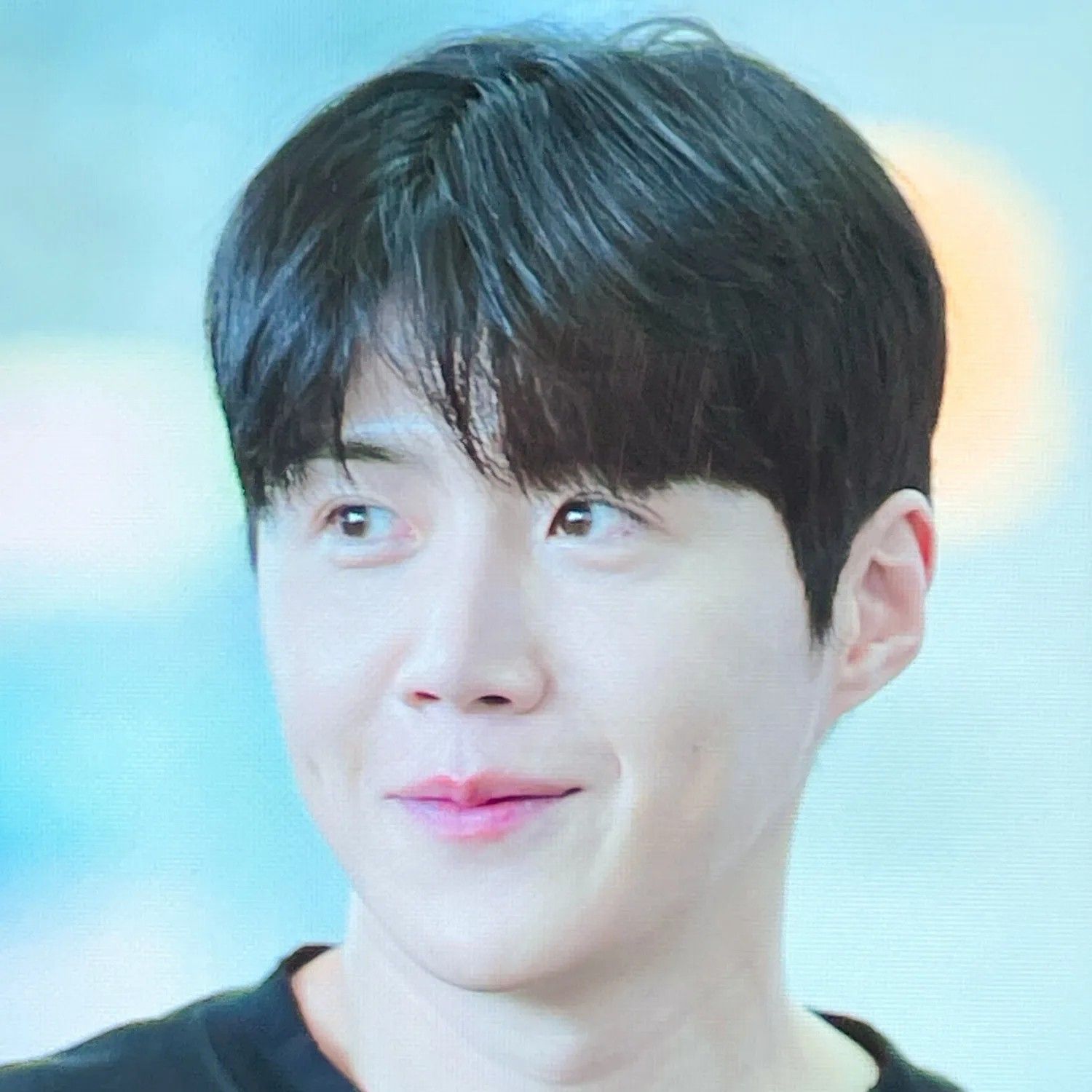 Foto terbaru dari Kim Seonho