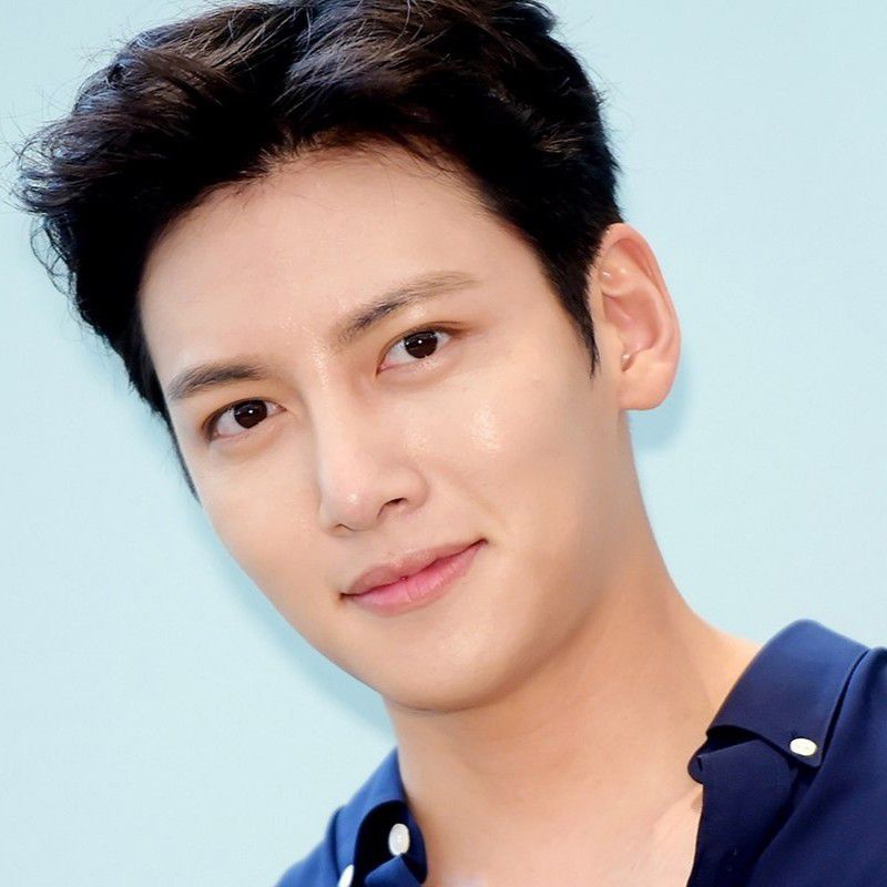 粉丝拍下的池昌旭瞬间