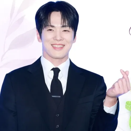 김정현의 최신 사진
