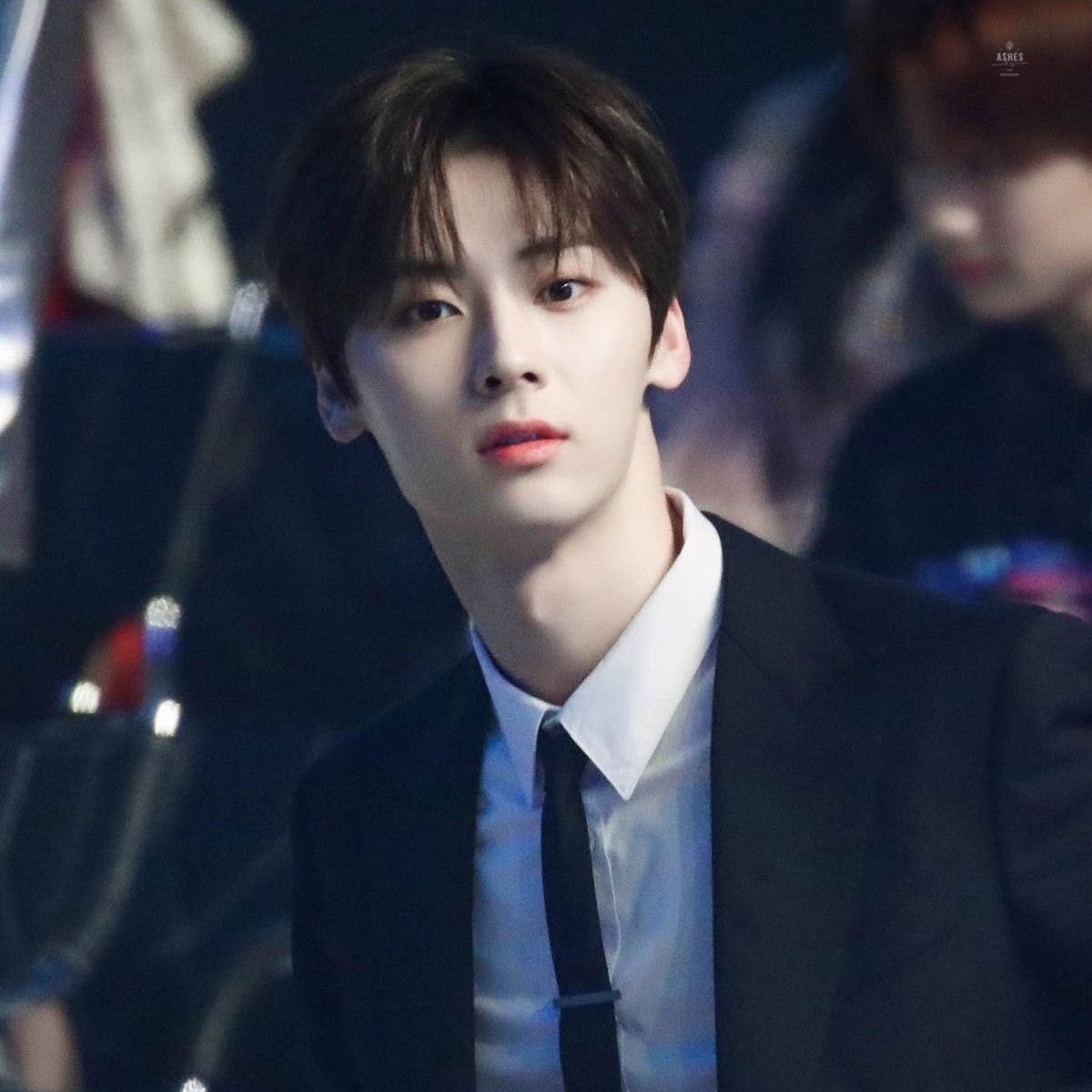 Behind-the-scenes cut of Hwang Minhyun