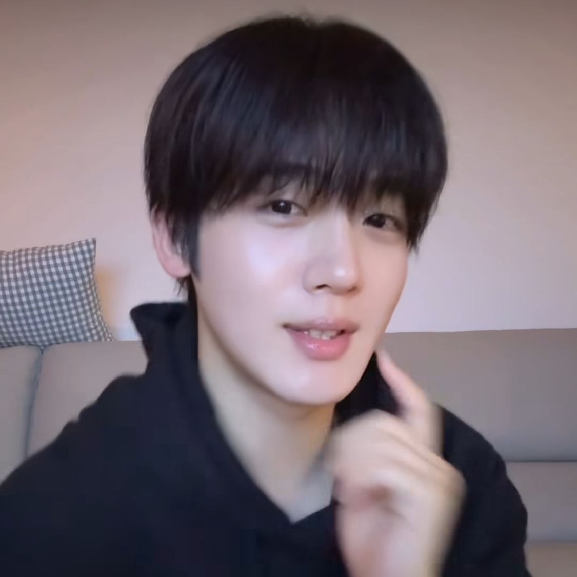 Recent activity shot of Kim Yohan