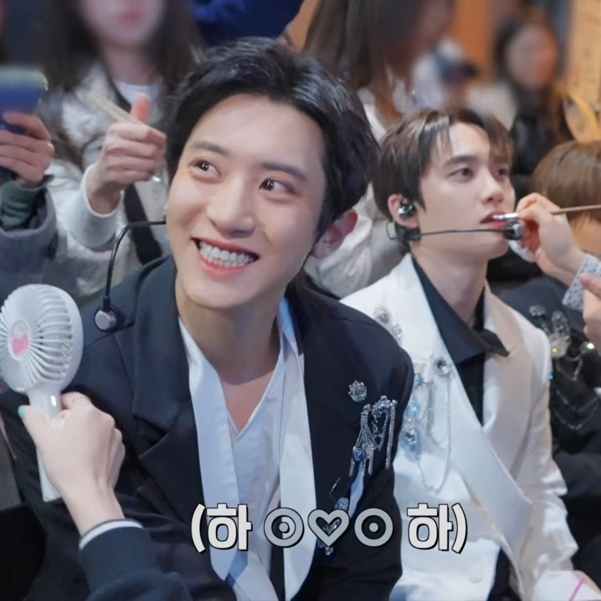 Latest photo of Doh Kyungsoo (D.O.)