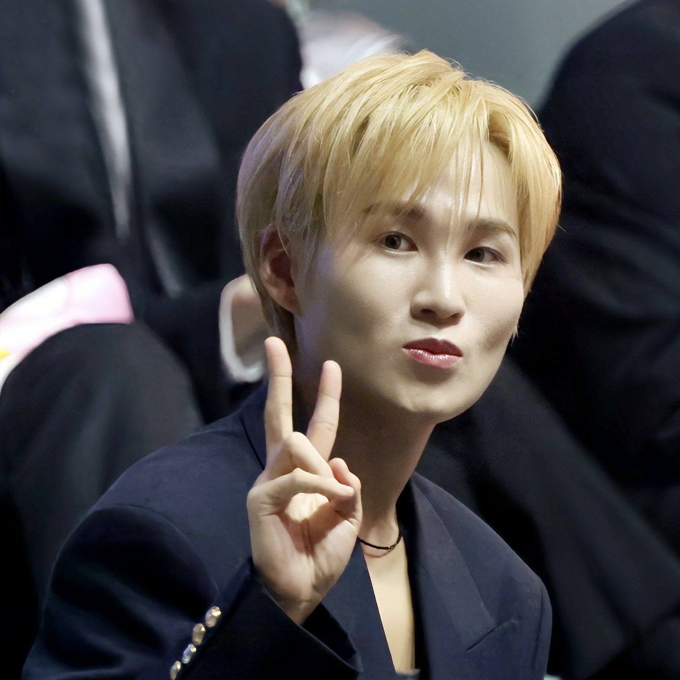 Cuplikan di balik layar dari Kim Heejae