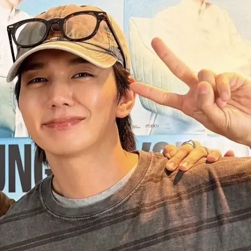 Latest photo of Yoo Seungho