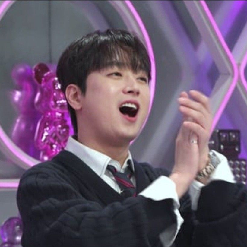 Foto terbaru dari Lee Chanwon