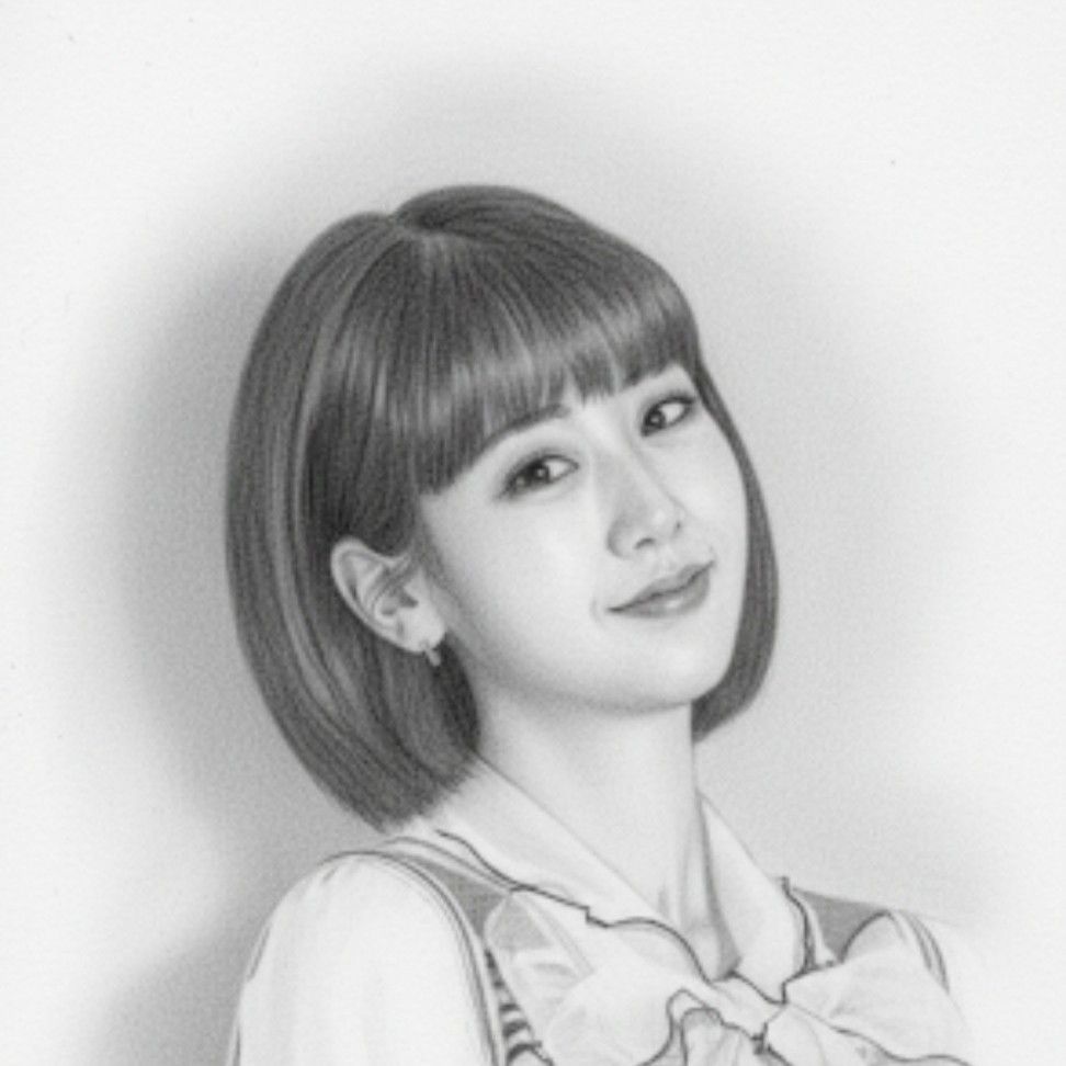 Behind-the-scenes cut of Kang Hyeyeon