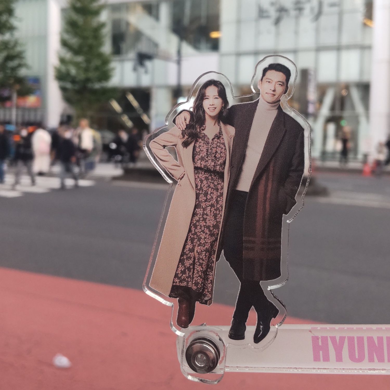 Behind-the-scenes cut of Hyun Bin