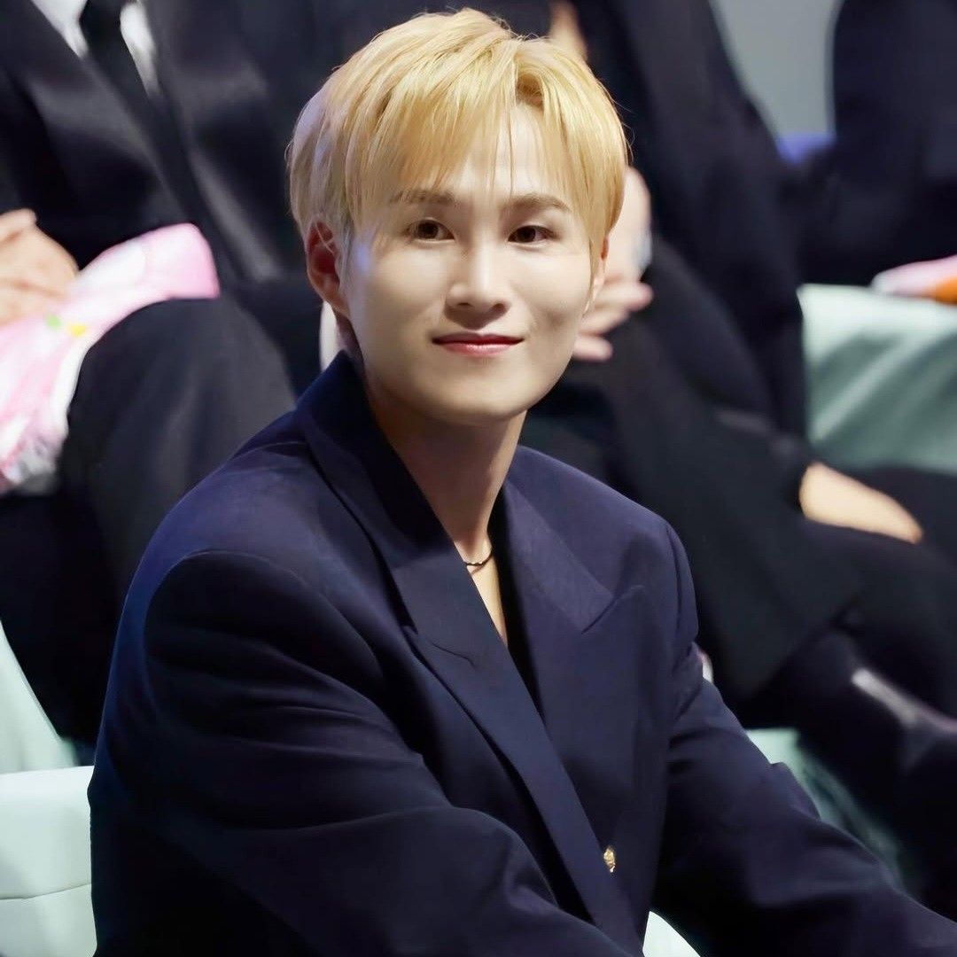 김희재 최근 활동샷