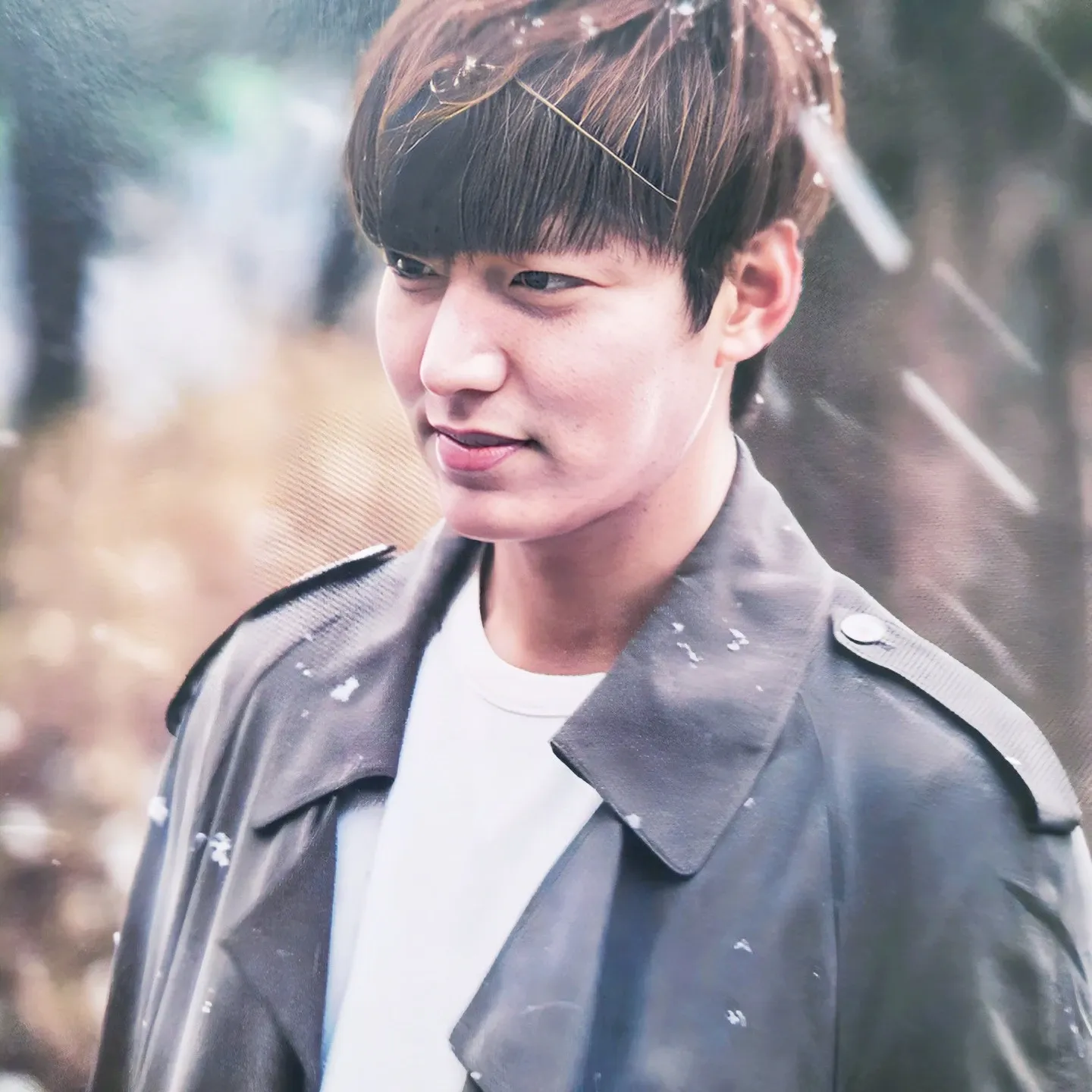 Behind-the-scenes cut of Lee Minho