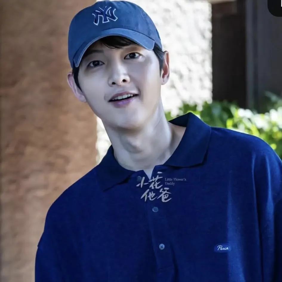 Recent activity shot of Song Joongki