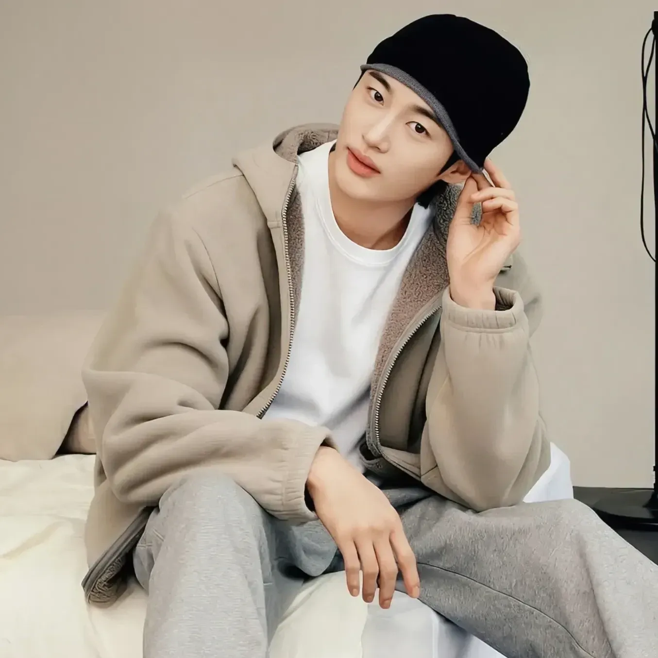 Latest photo of Byeon Wooseok