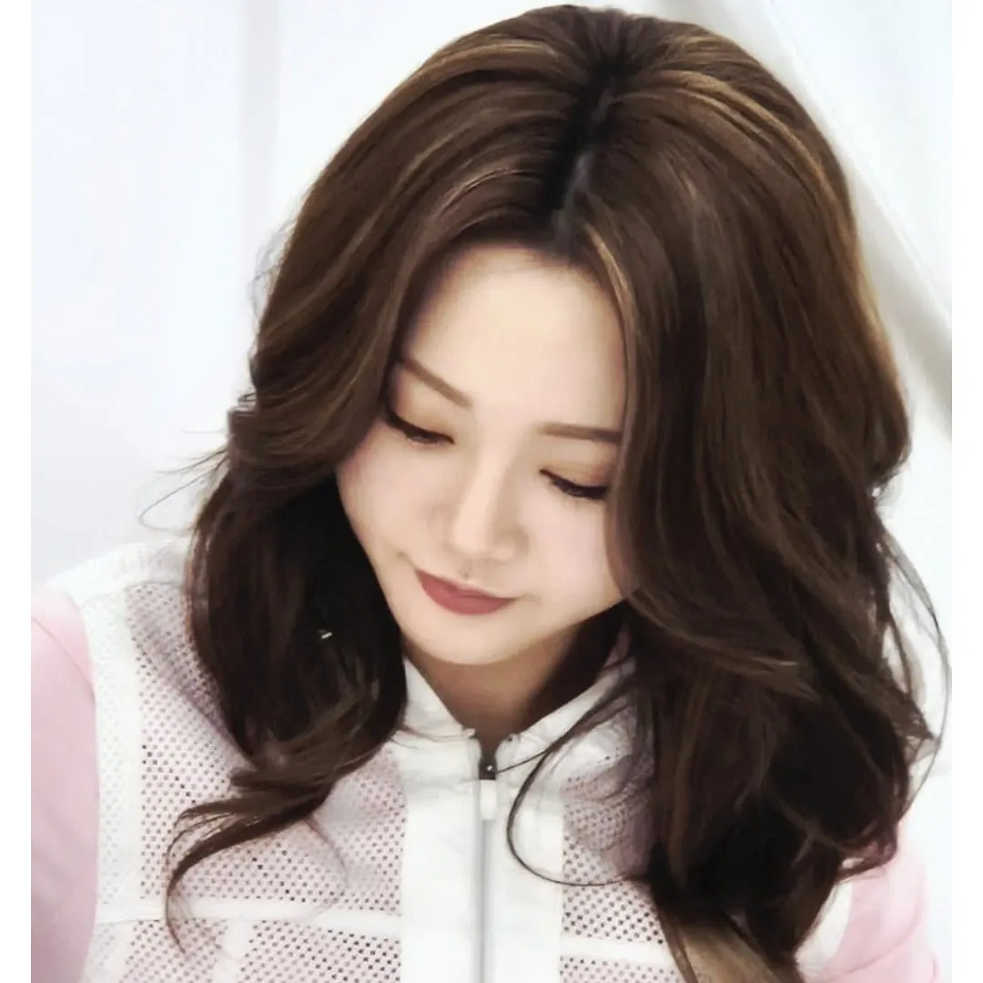 홍지윤의 비하인드 컷