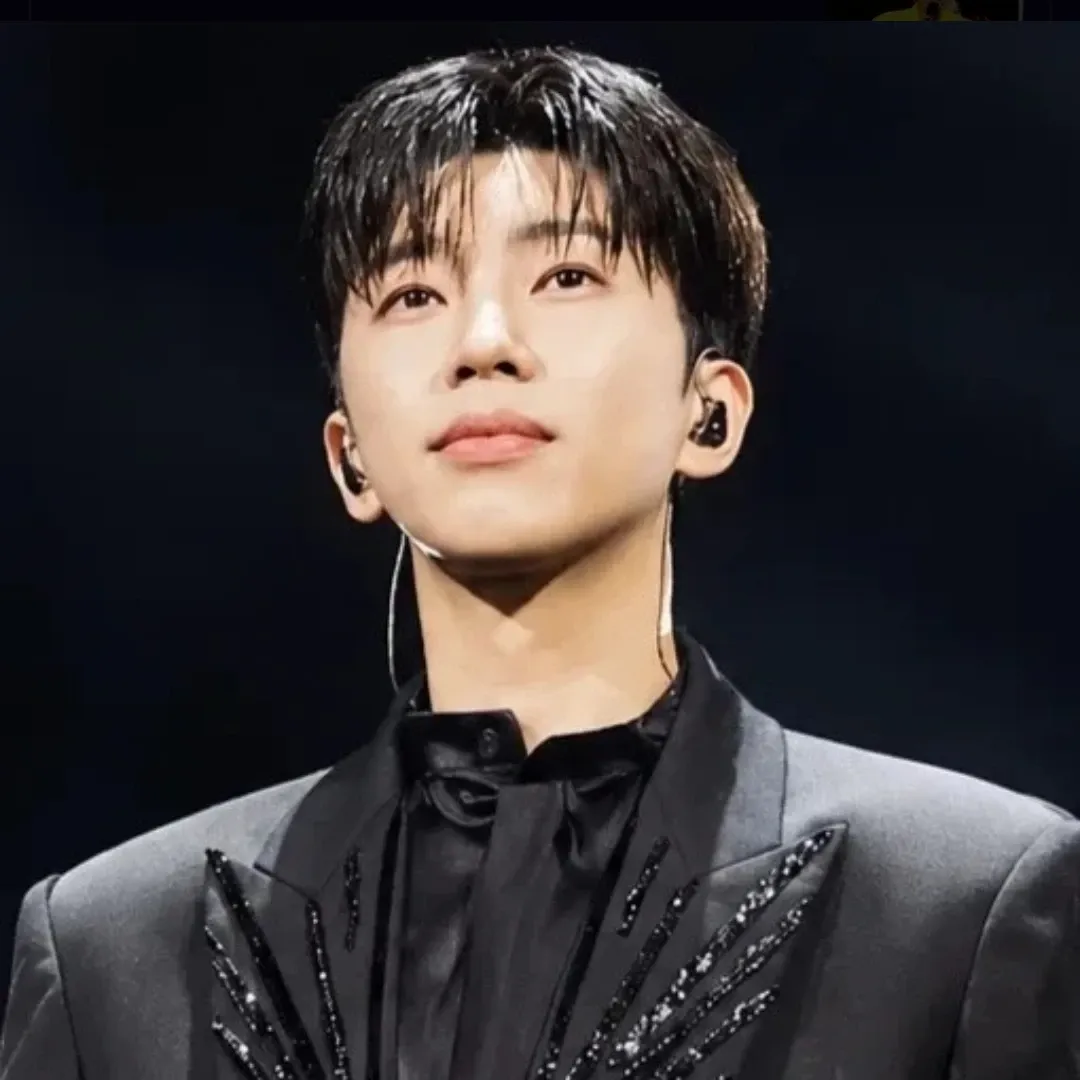A moment captured by a fan of Lim Youngwoong