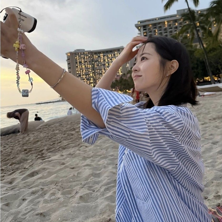 A moment captured by a fan of Park Boyoung