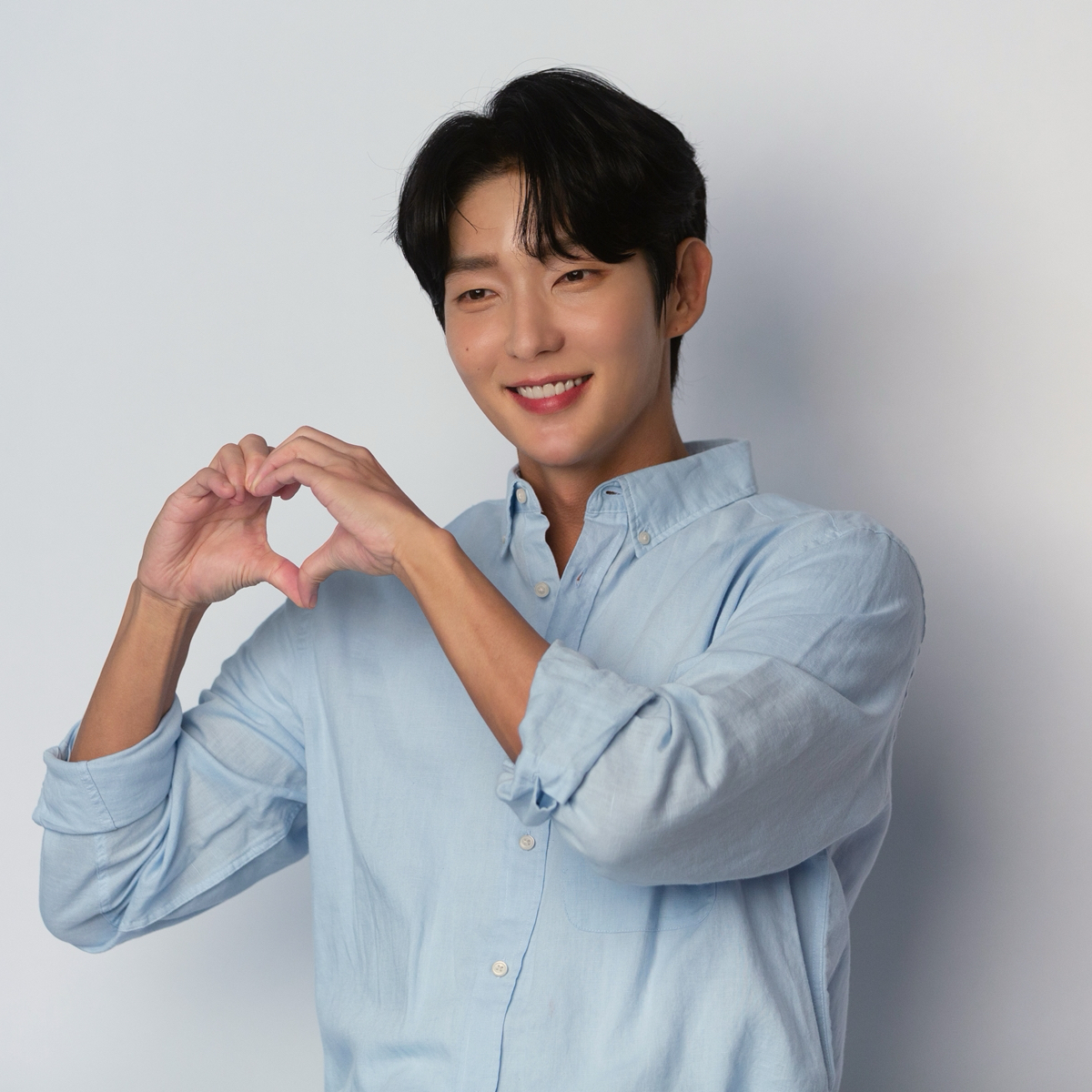 Latest photo of Lee Joongi