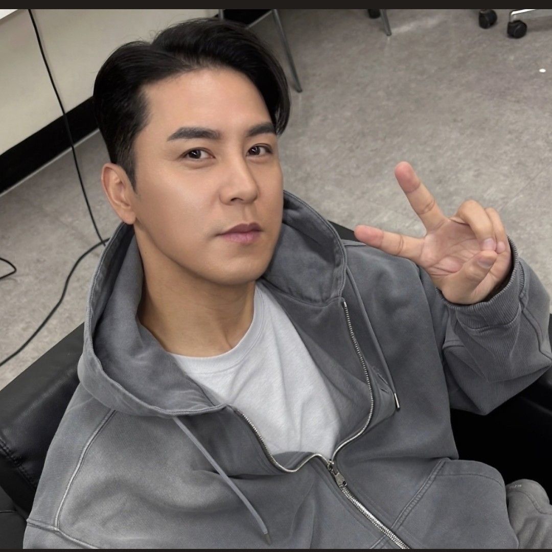 Foto kegiatan terbaru dari Jang Minho