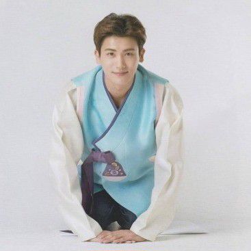 Behind-the-scenes cut of Park Hyungsik