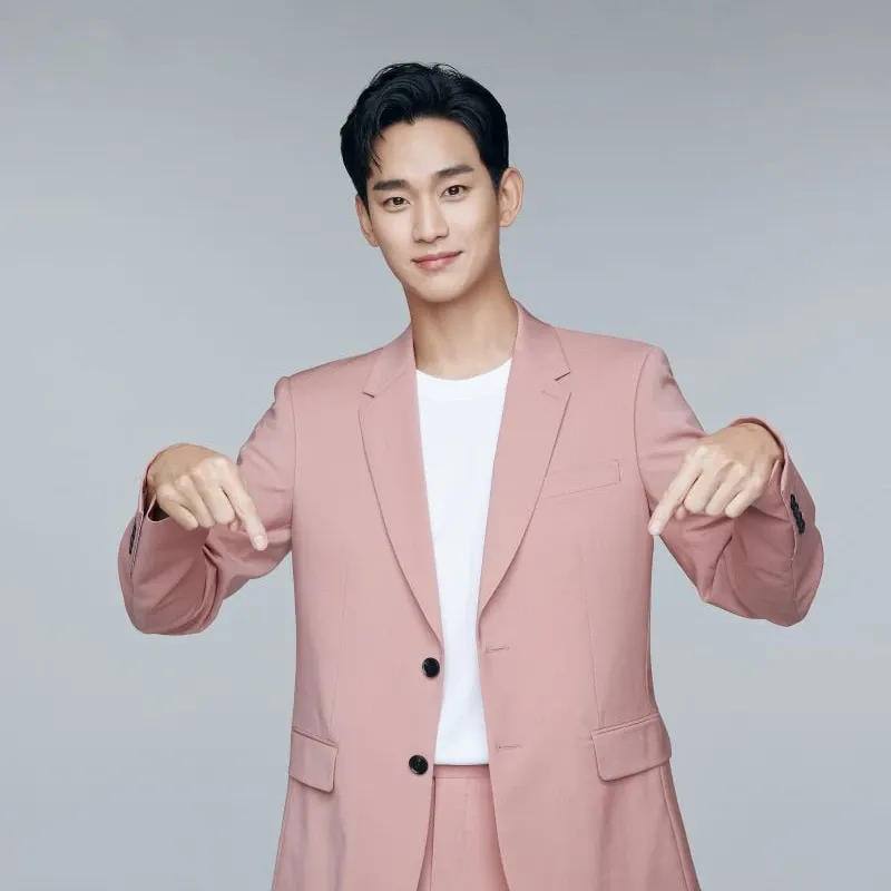 Recent activity shot of Kim Soohyun