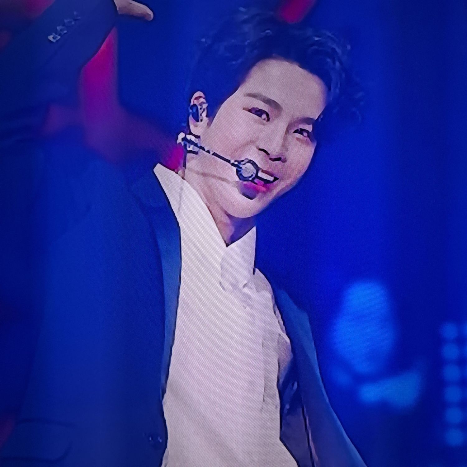 チョン・ドンウォンのビハインドカット