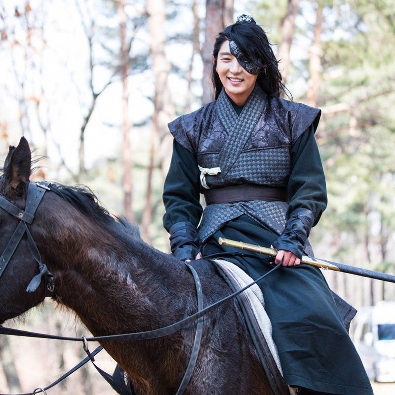 Recent activity shot of Lee Joongi