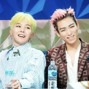 A moment captured by a fan of T.O.P
