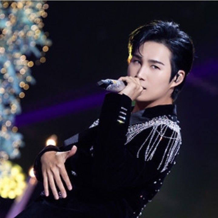 粉丝拍下的金熙栽瞬间