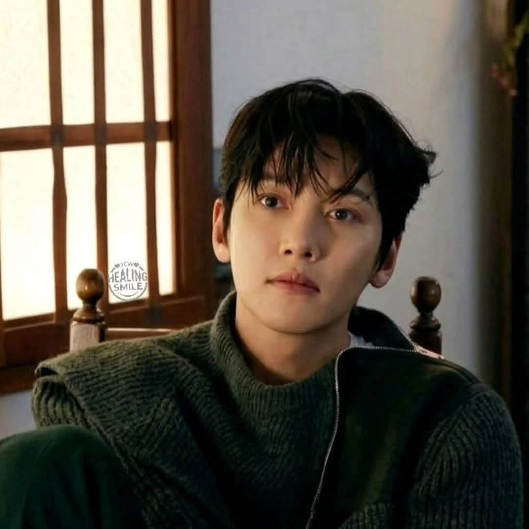 Latest photo of Ji Changwook