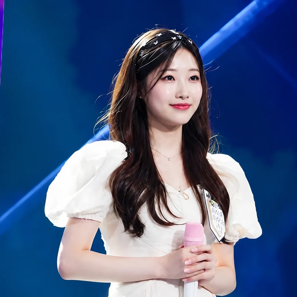 A moment captured by a fan of Jung Seojoo