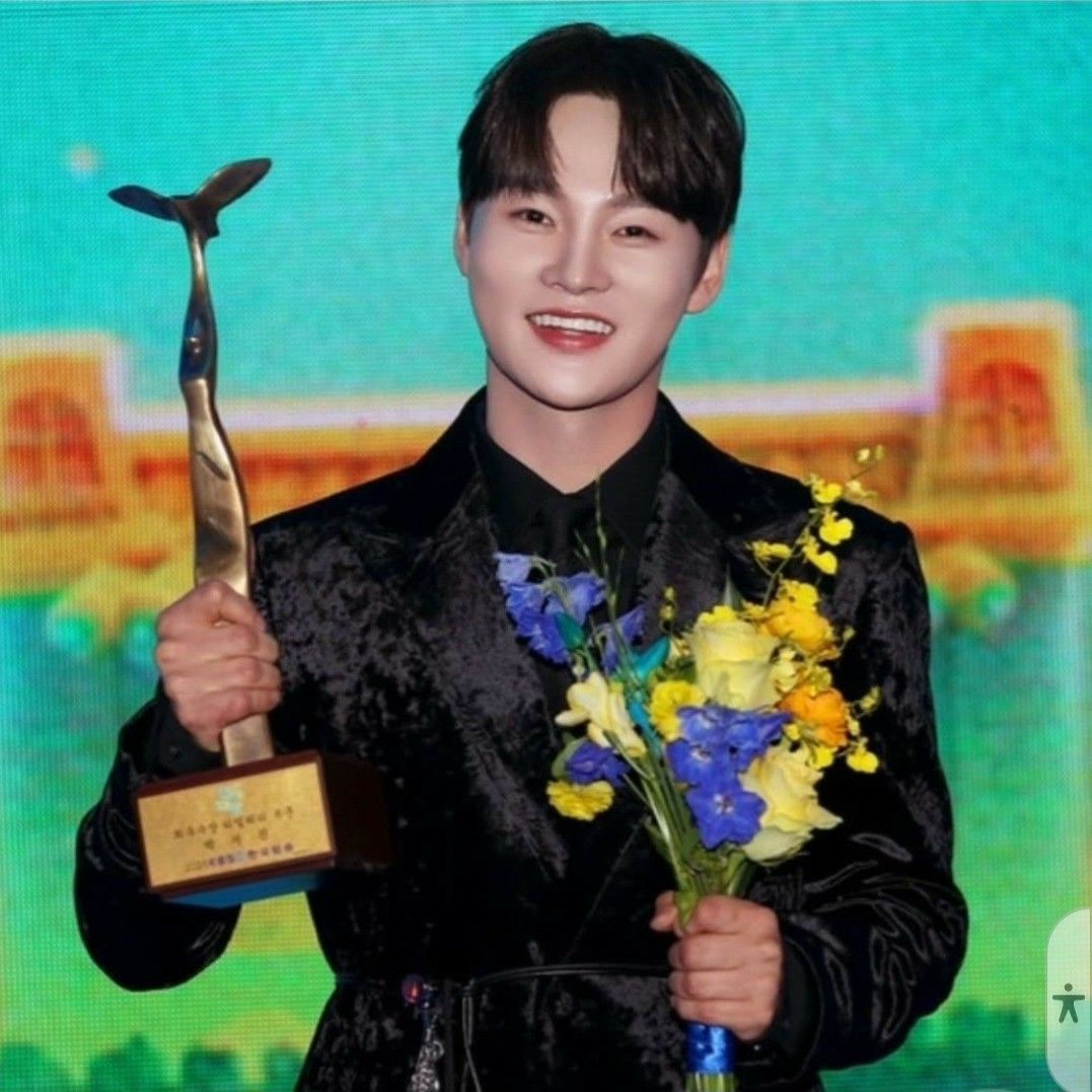 박서진의 최신 사진