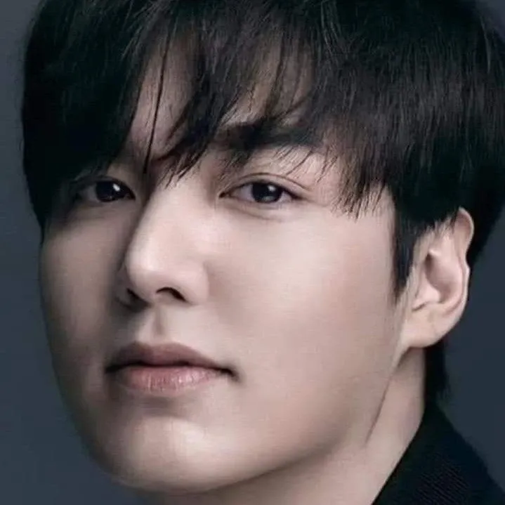 Latest photo of Lee Minho