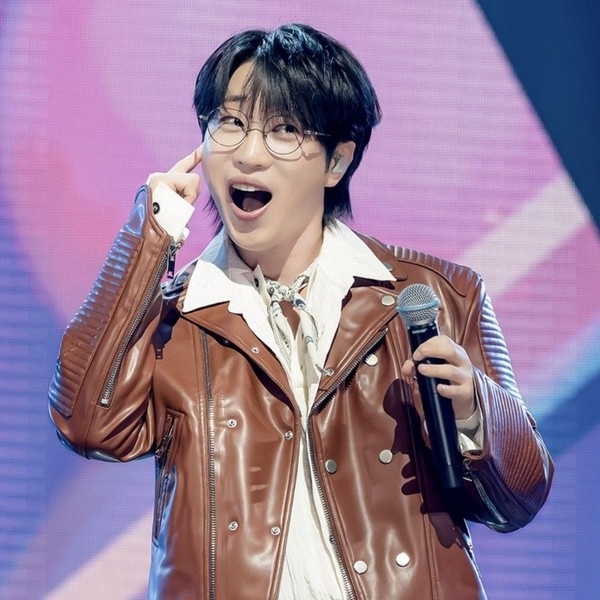 Recent activity shot of An Sunghoon