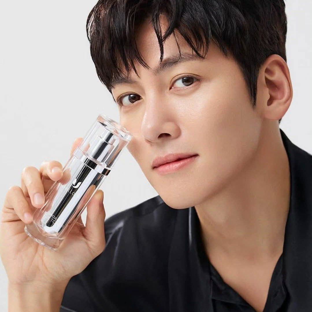 Recent activity shot of Ji Changwook