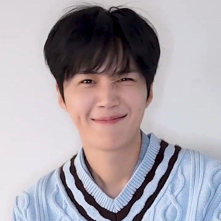 김선호의 최신 사진