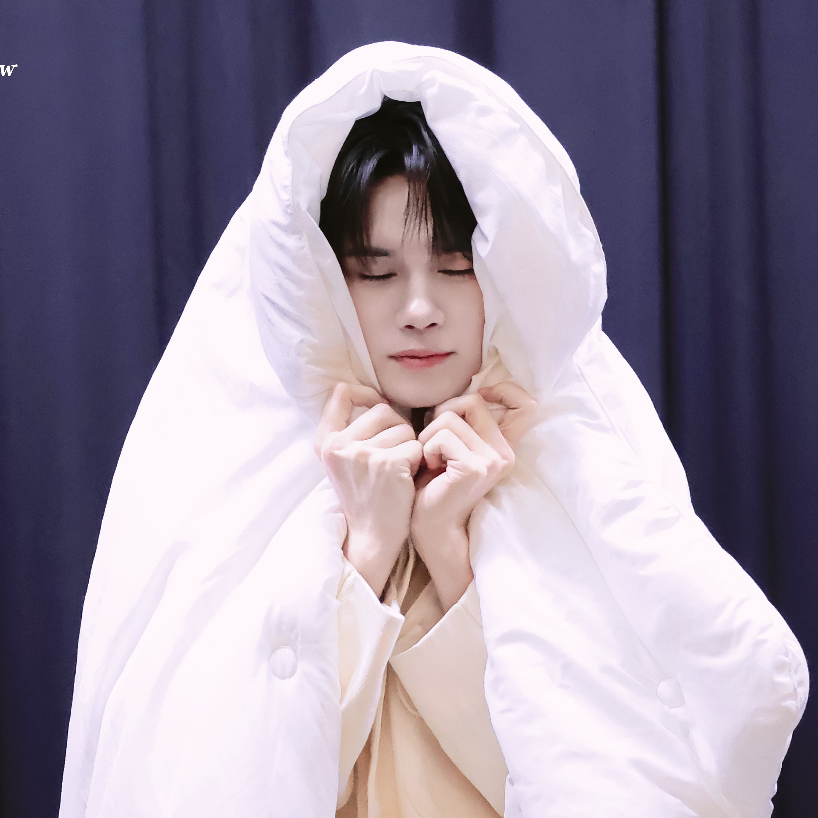 옹성우 최근 활동샷