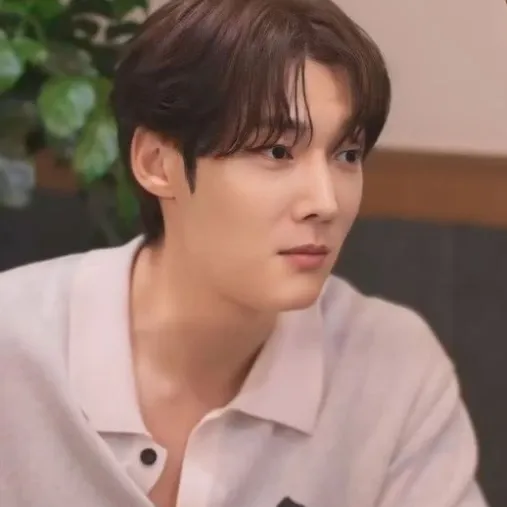 Latest photo of Choi Jinhyuk