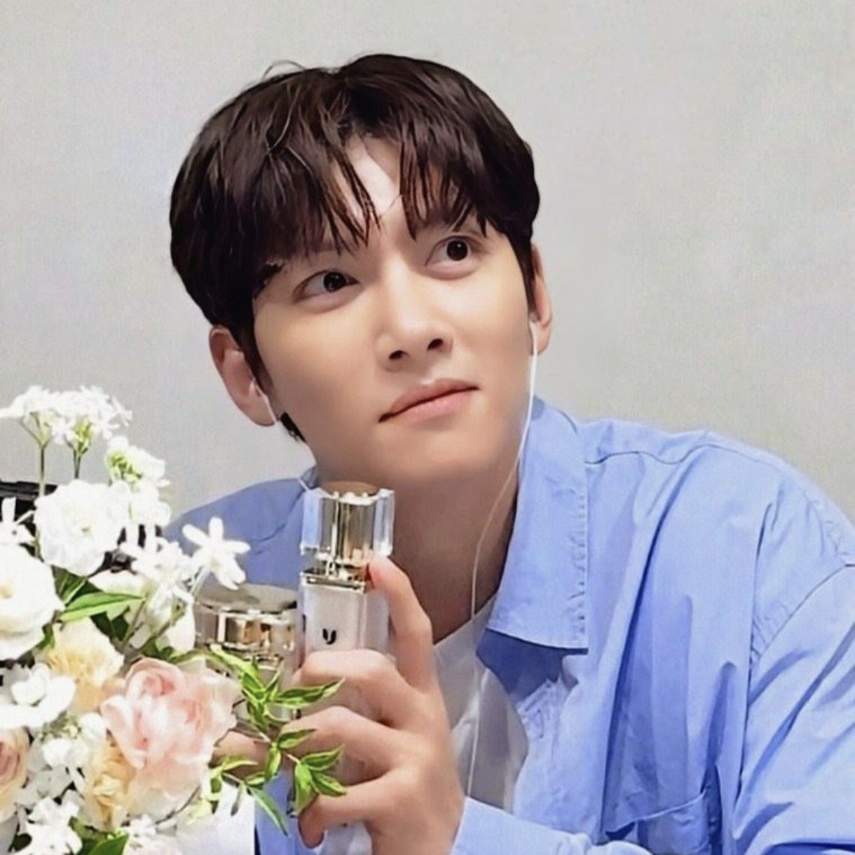 Behind-the-scenes cut of Ji Changwook