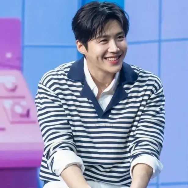 김선호의 최신 사진