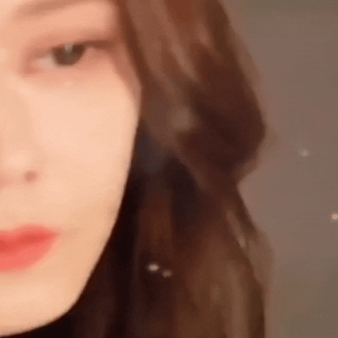 Behind-the-scenes cut of Jang Nara