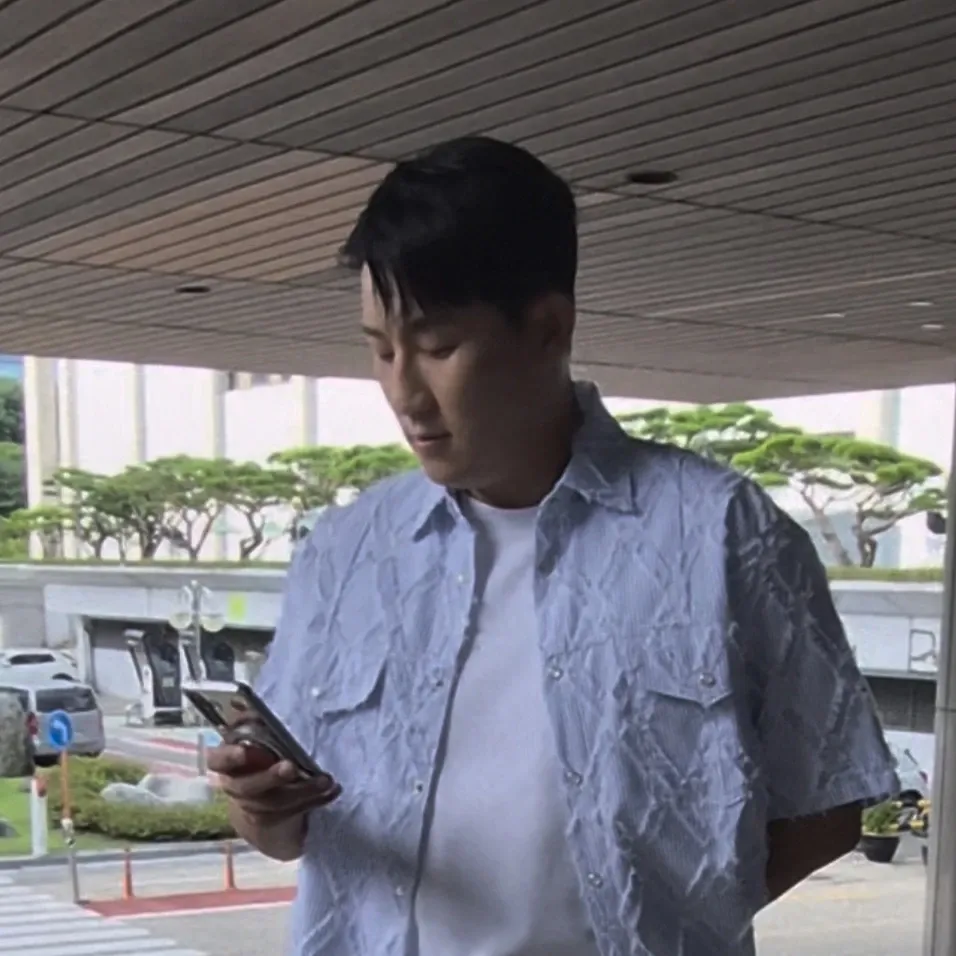 Behind-the-scenes cut of Na Sangdo
