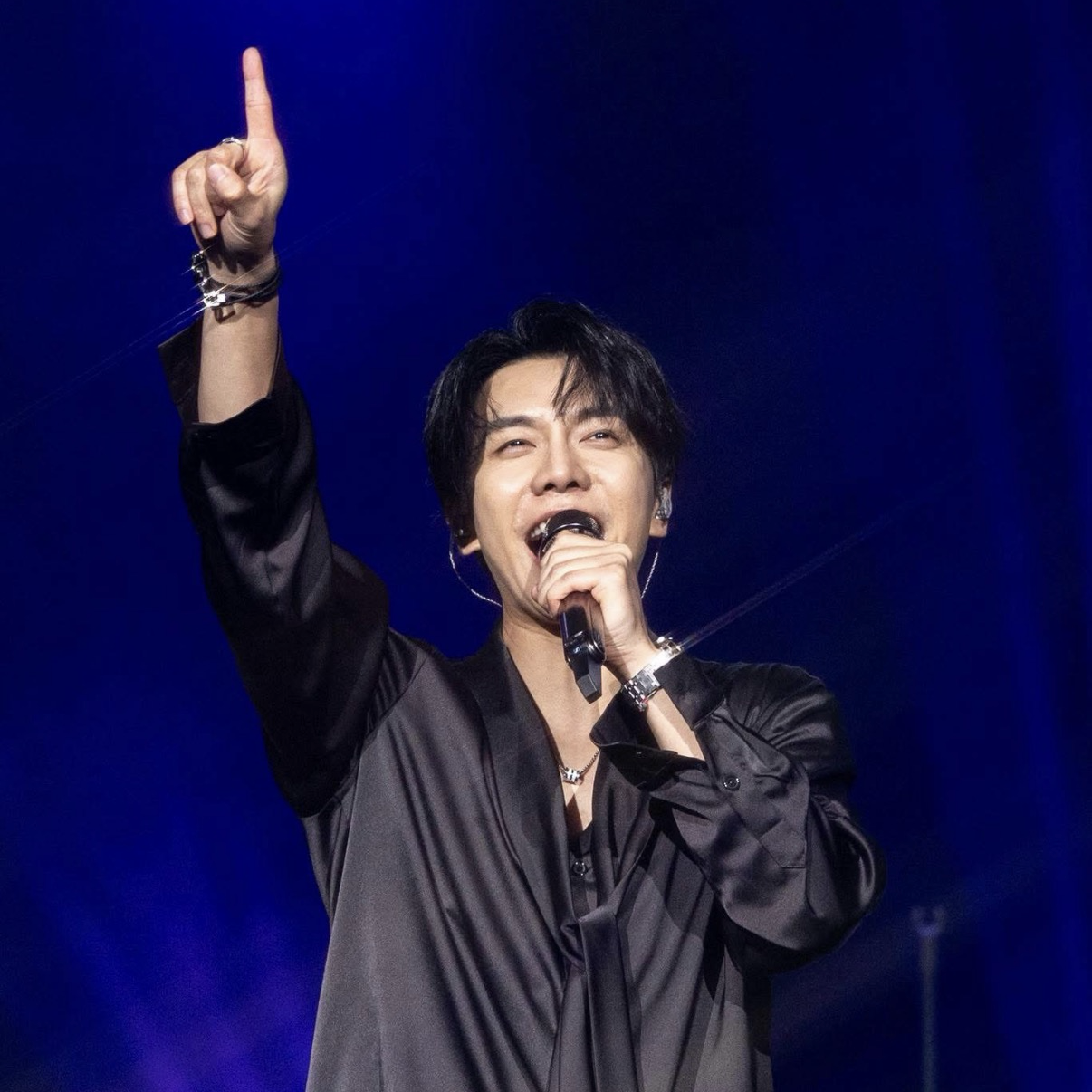 イ・スンギのビハインドカット