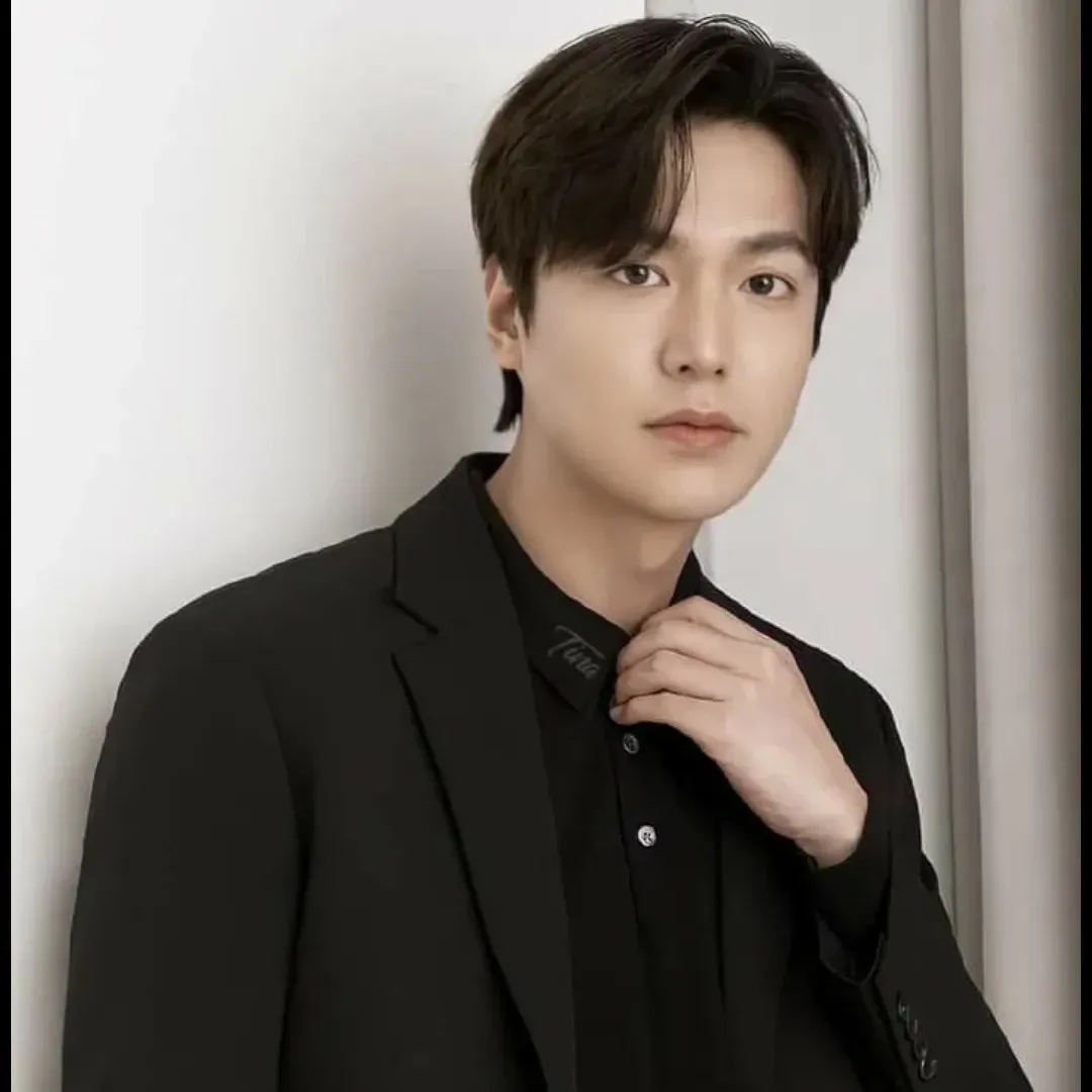 Recent activity shot of Lee Minho