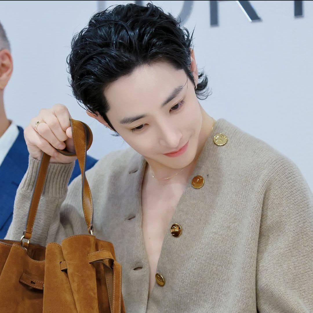 Recent activity shot of Lee Soohyuk