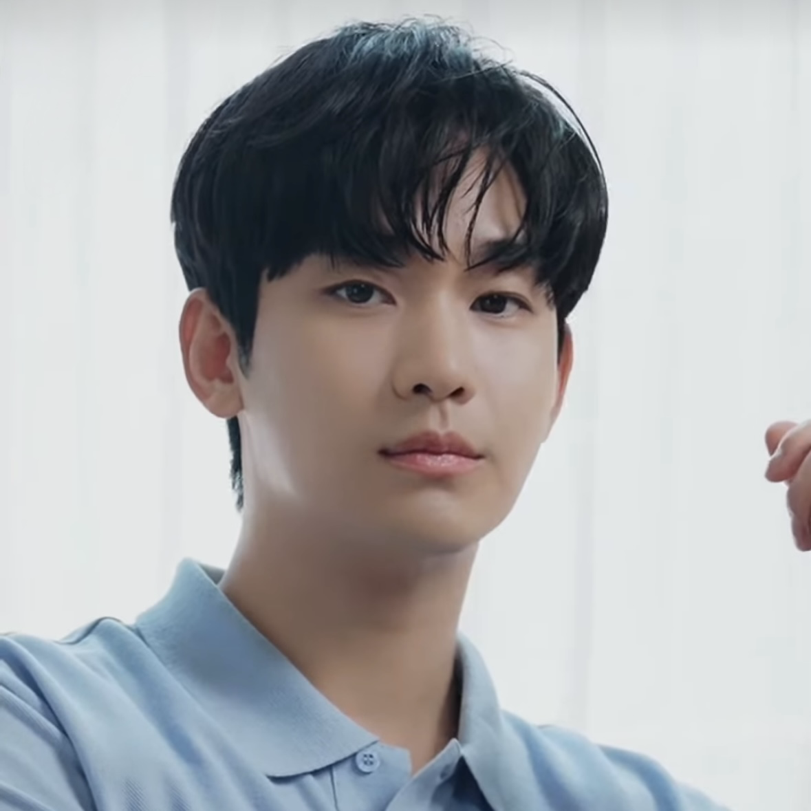 Behind-the-scenes cut of Kim Soohyun