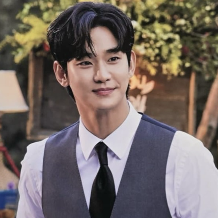 A moment captured by a fan of Kim Soohyun