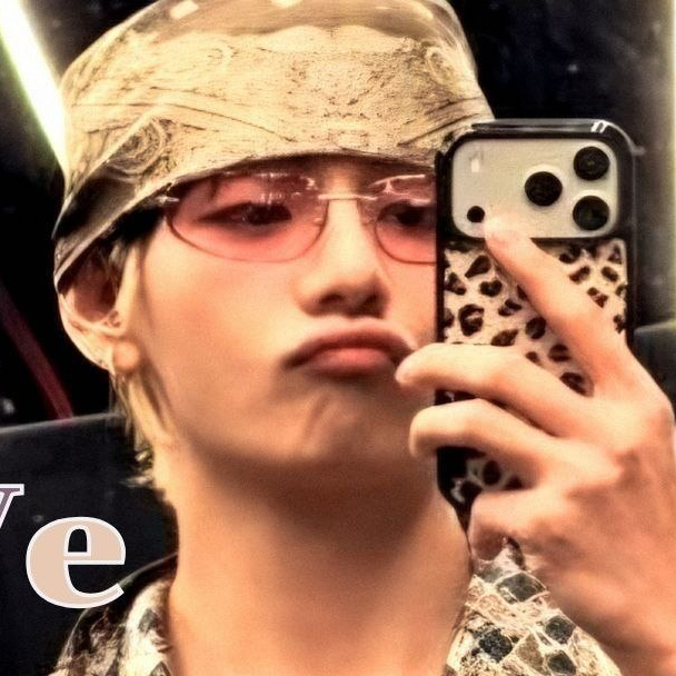 Behind-the-scenes cut of Kim Taehyung (V)