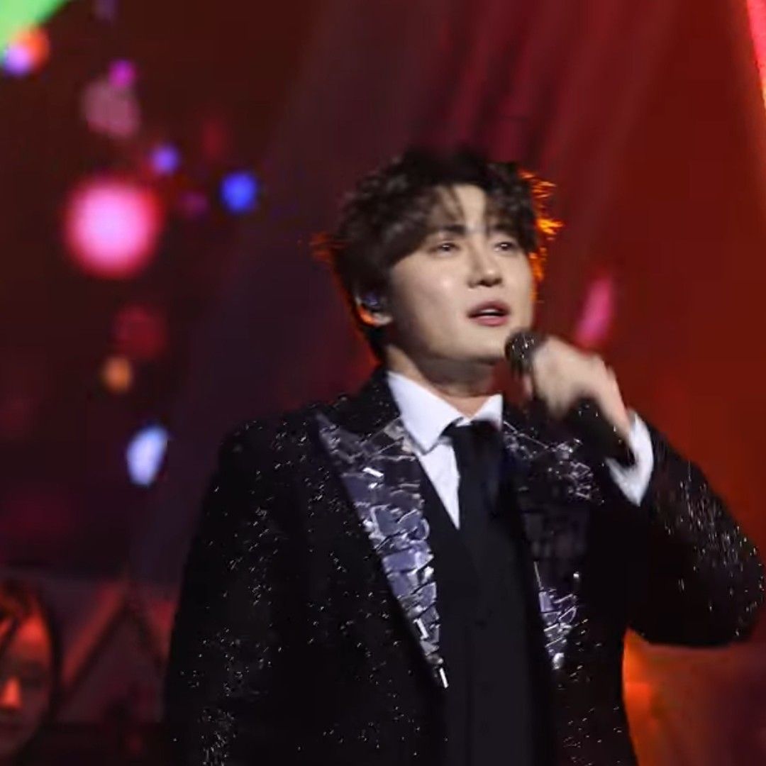 Behind-the-scenes cut of Son Binah