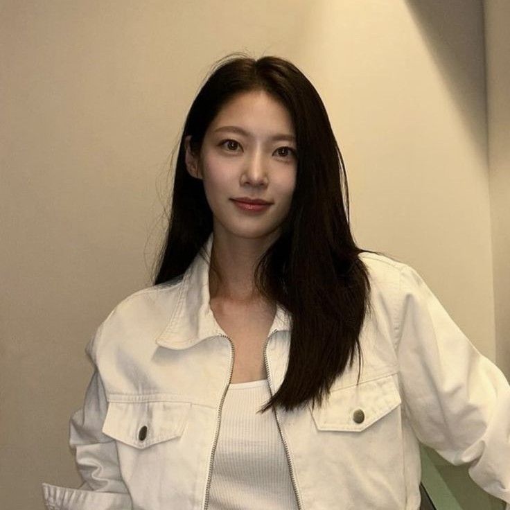 Latest photo of Gong Seungyeon