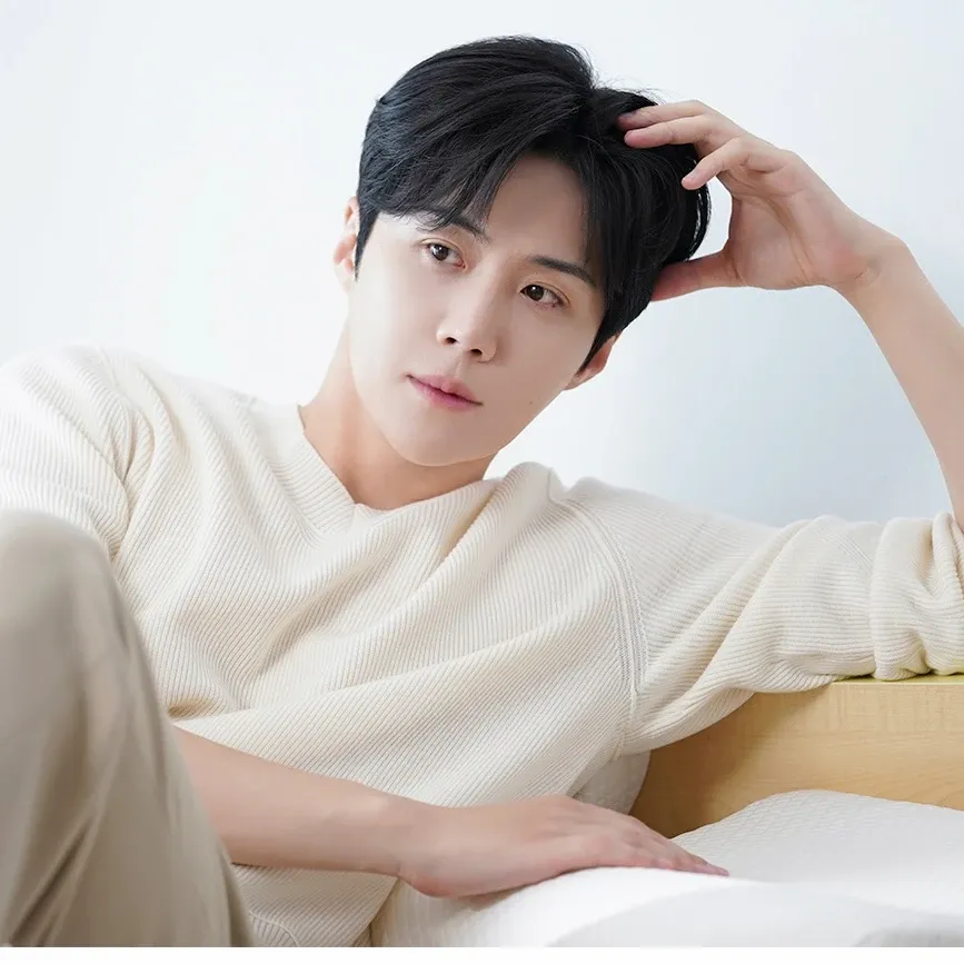 김선호 최근 활동샷