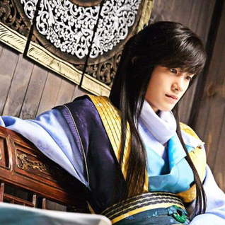 A moment captured by a fan of Park Hyungsik