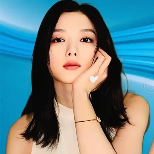 Latest photo of Kim Youjung